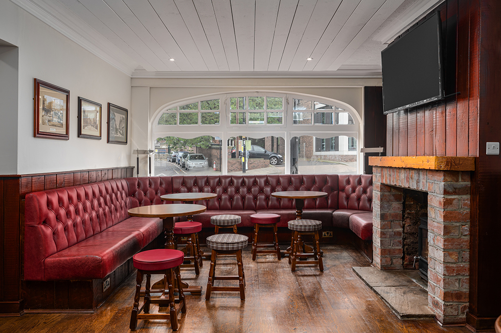 Elephant Castle-5222-Enhanced-NR-Edit003